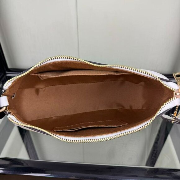 Coach X Peanuts Teri Shoulder Bag With Snoopy - Picture 8 of 8